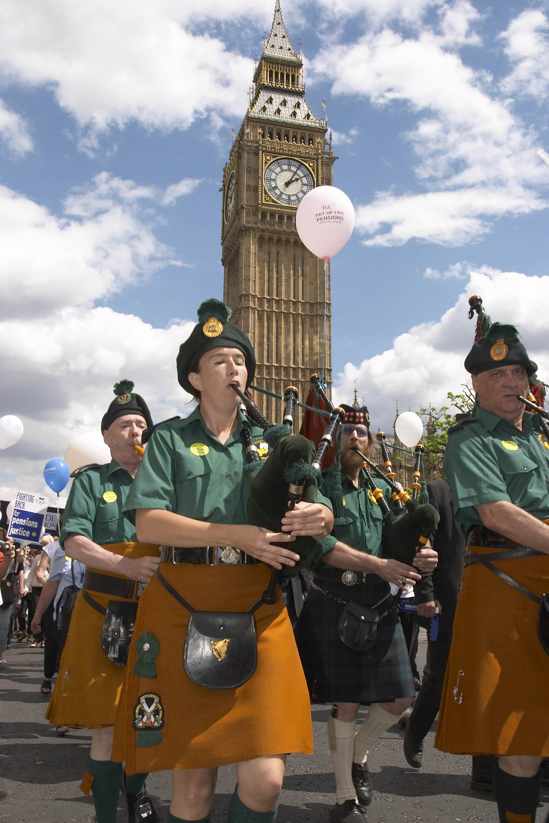 tucpensionsmarch 031.jpg
